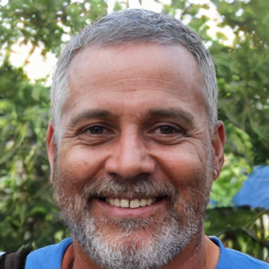 Andreas W.